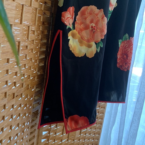 Brand unknown size XXL but fits like a medium - Picture 3 of 6